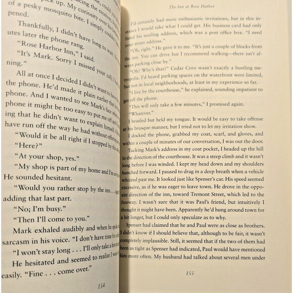 The Inn at Rose Harbor: A Novel - hardcover, Debbie Macomber, 9780345528926, new - Picture 5 of 8